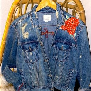AEO embroidered jean jacket